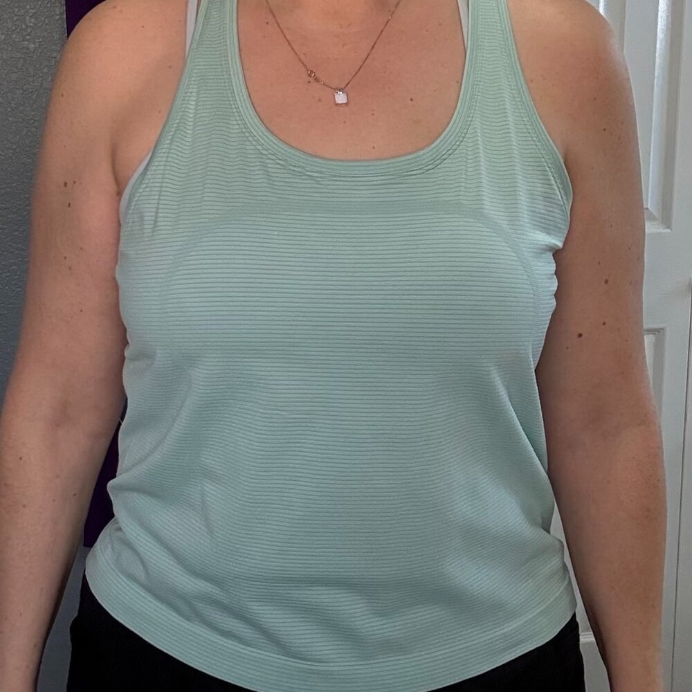 Lululemon Swiftly Tech Racerback Tank Top 2.0 Waist Length size 14 Mint